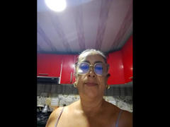 Amarantac - female with brown hair webcam at xLoveCam