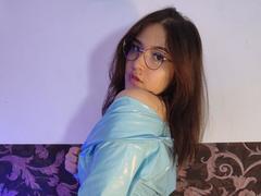 AmaruBloom - female with red hair webcam at xLoveCam