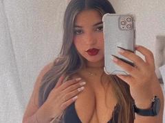 AmbarDunn - female with brown hair and  small tits webcam at xLoveCam
