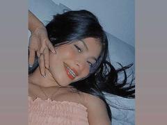 AmbarHot69 - female webcam at xLoveCam