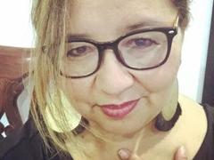 KourtneyLouve - blond female webcam at xLoveCam