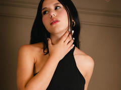 AmbarStoesselmml - female with black hair webcam at xLoveCam