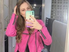 AmbeerWood - blond female webcam at xLoveCam