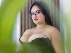 AmberGamble - female with black hair and  small tits webcam at xLoveCam