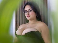 AmberGamble - female with black hair and  small tits webcam at xLoveCam