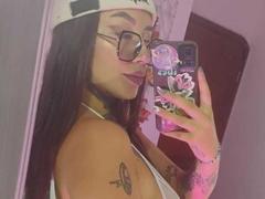 AmberKeller - female with black hair and  big tits webcam at xLoveCam
