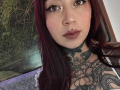 AmberKeller - female with black hair and  big tits webcam at xLoveCam