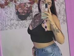 AmberKeller - female with black hair and  big tits webcam at xLoveCam