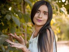 AmberHoks - female with black hair webcam at xLoveCam