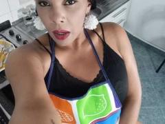 AmberNix - female with black hair and  big tits webcam at xLoveCam