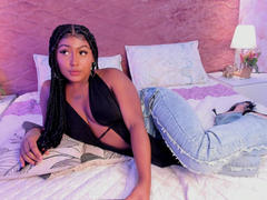 AmberrQueen - female with black hair and  big tits webcam at xLoveCam