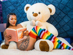 Amberv - female with black hair and  small tits webcam at xLoveCam