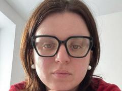 AmeliaDateri - female with brown hair webcam at xLoveCam
