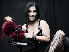 AmelieBlake - female with brown hair and  big tits webcam at xLoveCam