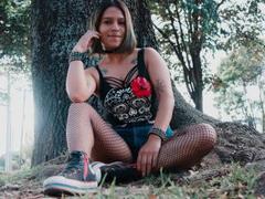 AmelieBlake - female with brown hair and  big tits webcam at xLoveCam