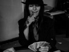 AmelieBlake - female with brown hair and  big tits webcam at xLoveCam