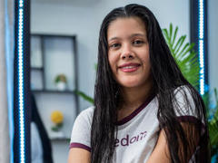 AmelieGray - female with black hair webcam at LiveJasmin