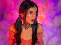 CatQueenMjs - female with black hair and  big tits webcam at xLoveCam