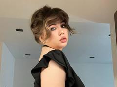 AmellyWhite - blond female webcam at xLoveCam