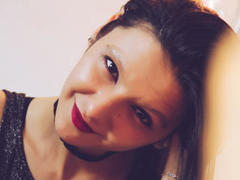 VanillaVelvet - female with brown hair webcam at xLoveCam