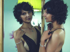VanillaVelvet - female with brown hair webcam at xLoveCam
