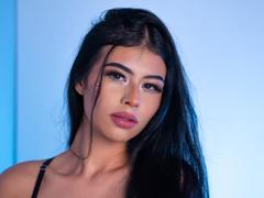 AmilyBella from xLoveCam