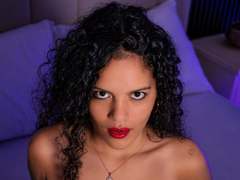 AmilyHarlow - female with black hair webcam at xLoveCam