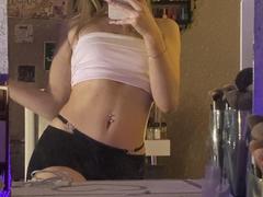 AmilySunray - blond female with  small tits webcam at LiveJasmin