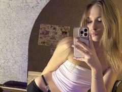 AmilySunray - blond female with  small tits webcam at LiveJasmin