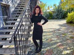 AmiraGold from xLoveCam