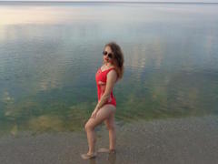 AmiraMia - blond female with  big tits webcam at xLoveCam