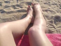 AmiraMia - blond female with  big tits webcam at xLoveCam