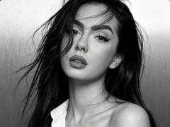 AmmeAnne - female with black hair webcam at xLoveCam