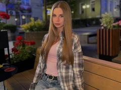 AmmieBawden - female with  big tits webcam at xLoveCam
