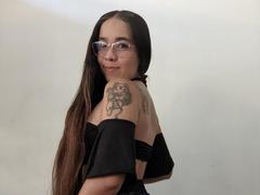 AmmyHotty69 from xLoveCam