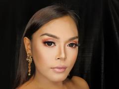 AmorPowers - shemale with black hair and  small tits webcam at xLoveCam