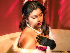 AmyEvansX - female with black hair webcam at xLoveCam