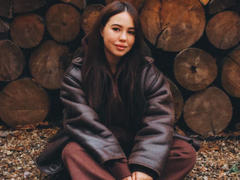 AmyGlad - female with brown hair and  big tits webcam at xLoveCam