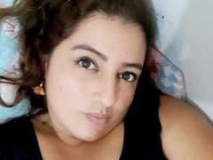 AmyLaurentt - female with black hair and  big tits webcam at xLoveCam
