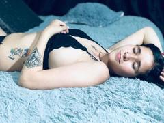 AmyMersh - female webcam at xLoveCam
