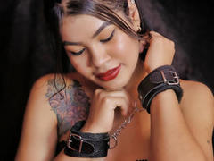 AmyPlata - female with black hair and  big tits webcam at ImLive