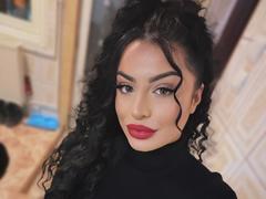 Amystique - female with black hair webcam at xLoveCam
