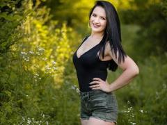 xdarklady - female with black hair webcam at LiveJasmin
