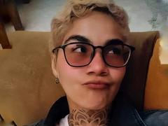 AnaRoa - blond female webcam at xLoveCam