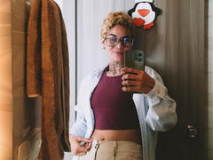 AnaRoa - blond female webcam at xLoveCam