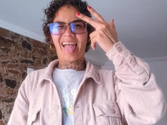 AnaRoa - blond female webcam at xLoveCam