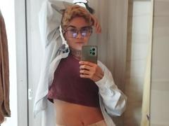 AnaRoa - blond female webcam at xLoveCam