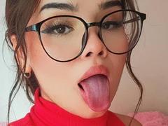 CatalinaAngell - female with black hair webcam at xLoveCam