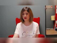 JohanneX - female with brown hair webcam at xLoveCam