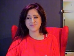 JohanneX - female with brown hair webcam at xLoveCam